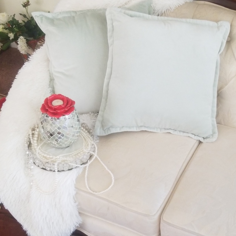 NEW 2 Sets of Pier 1 Mint Green Decor Pillows - Picture 7 of 8